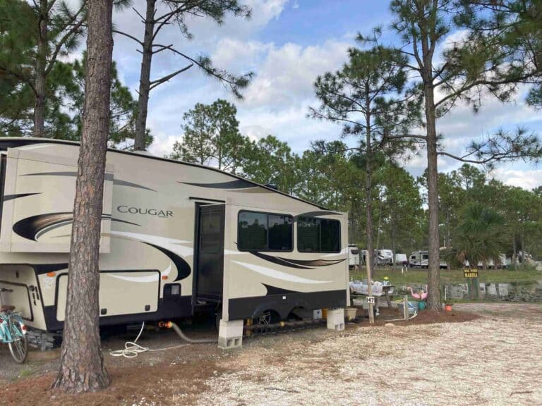 Full Hookup RV Sites